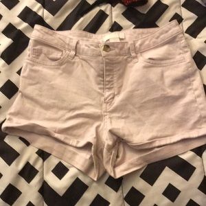 Light pink/purple shorts